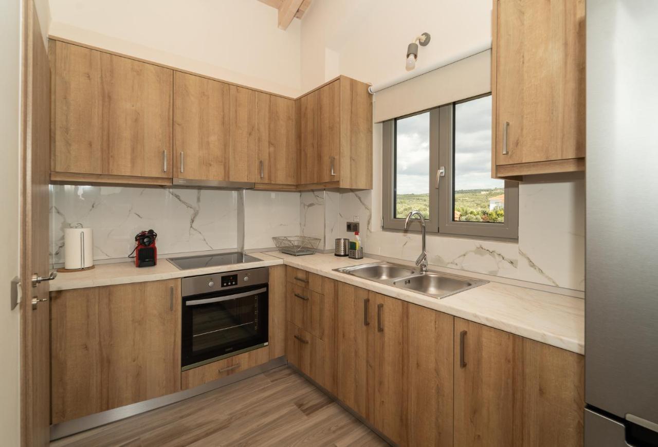 Carlos Mansion Luxury Aparthotel Methone